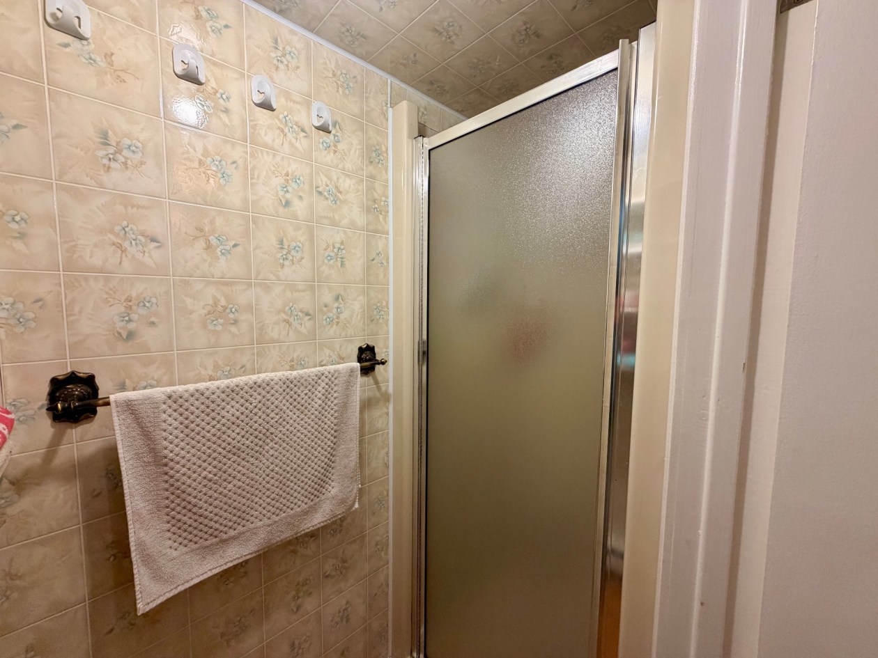 Salle de bains — 7 Rue Dumaresq, Gaspé