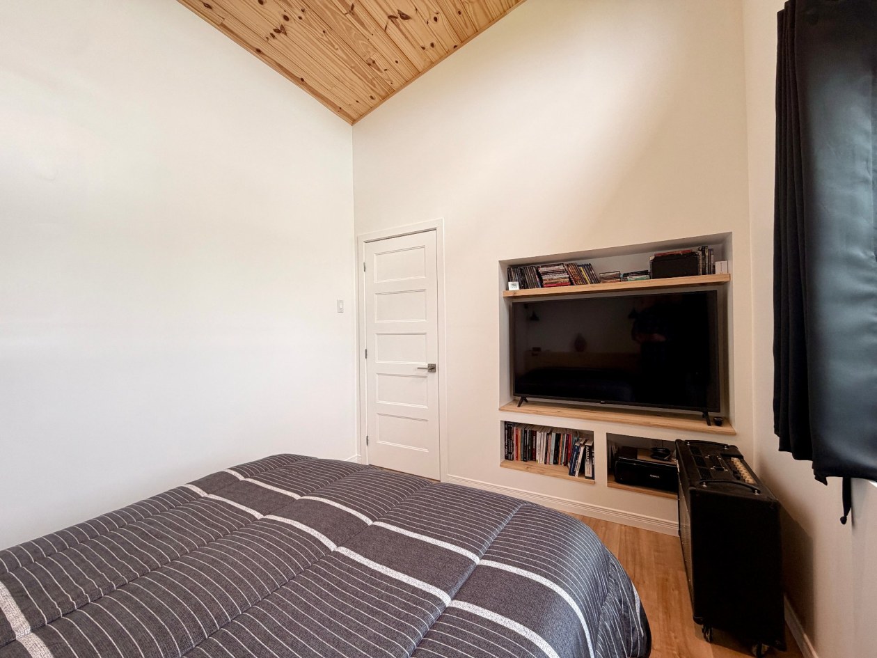 Chambre à coucher principale — 1944 Route 132 E., Percé