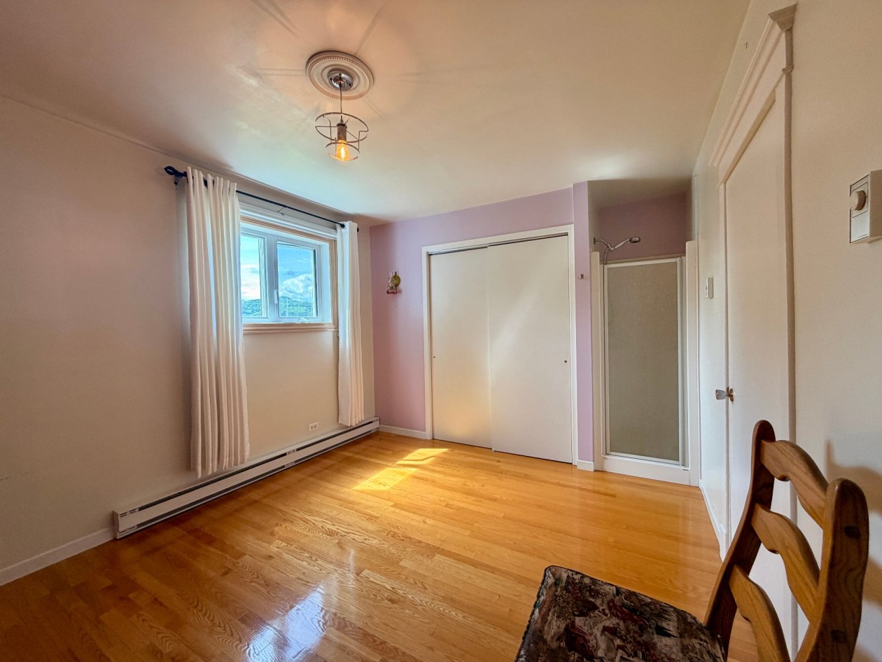 Chambre à coucher — 7 Rue Dumaresq, Gaspé