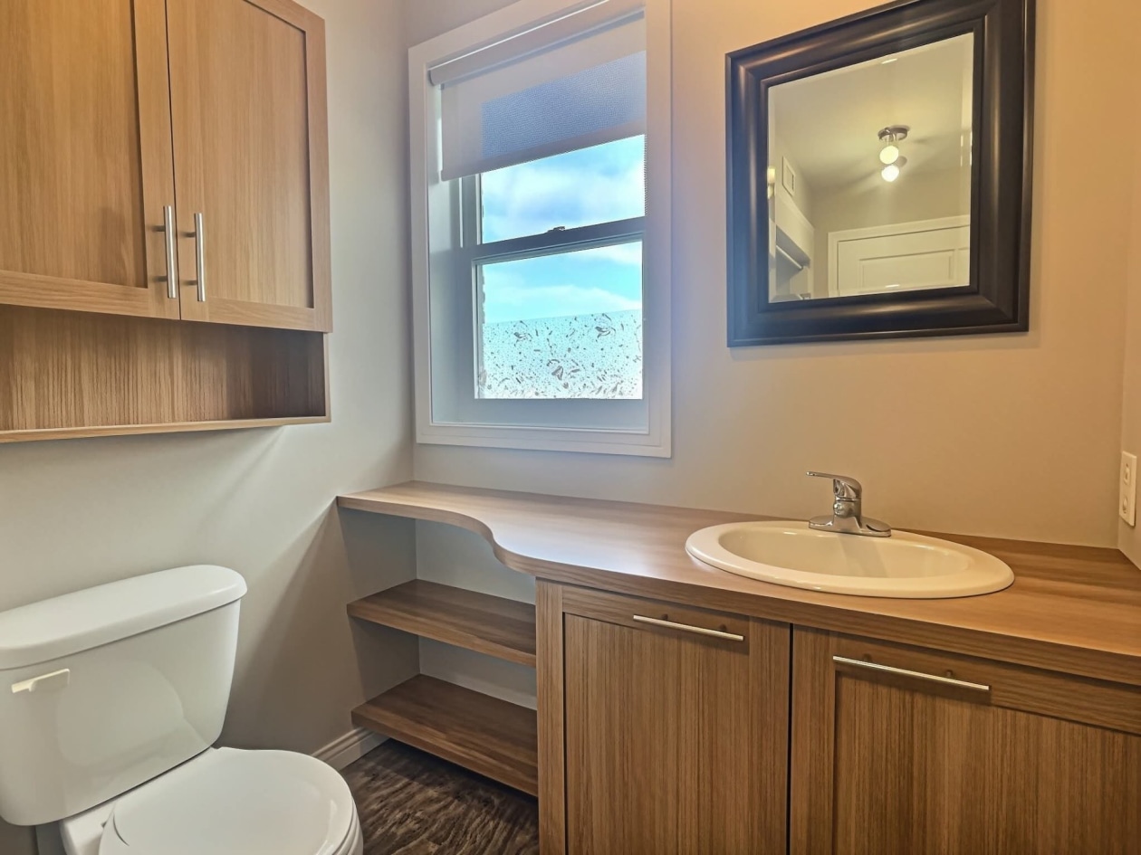 Salle de bains — 445 Av. Léonidas S., Rimouski