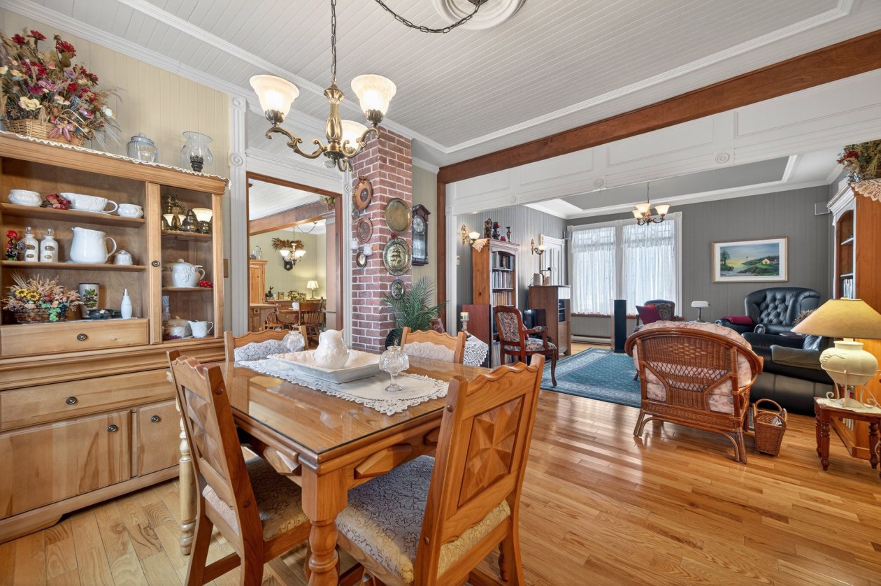 Salle à manger — 135 Rue de Ste-Cécile-du-Bic, Rimouski