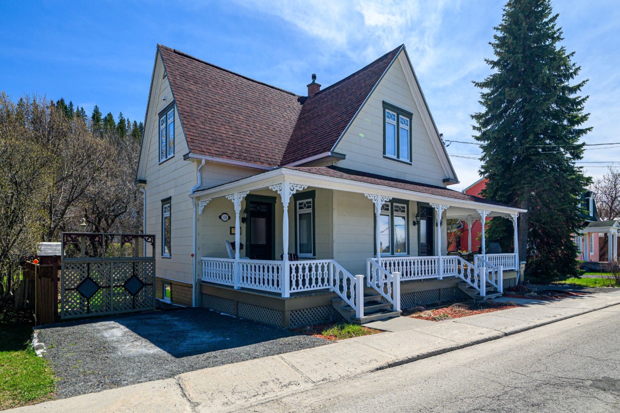 Façade — 135 Rue de Ste-Cécile-du-Bic, Rimouski