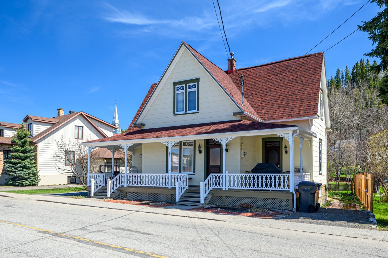 Façade — 135 Rue de Ste-Cécile-du-Bic, Rimouski
