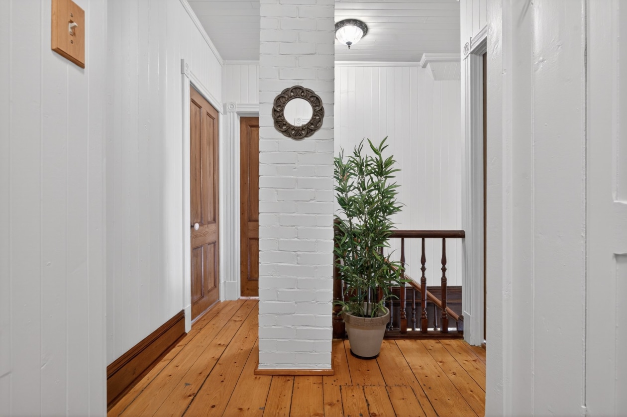 Corridor — 135 Rue de Ste-Cécile-du-Bic, Rimouski
