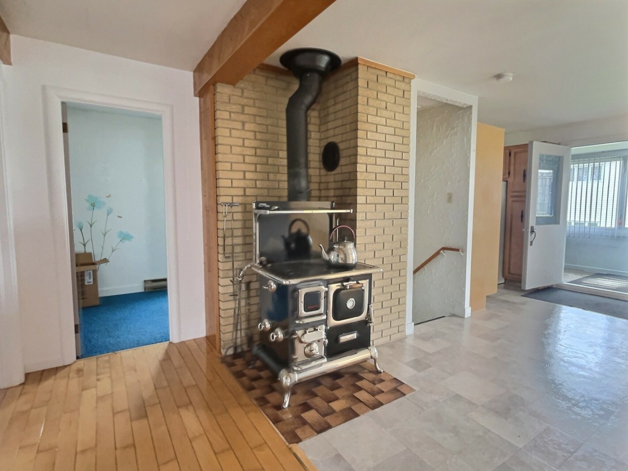 Salle à manger — 264 Rue Roy S., Rimouski