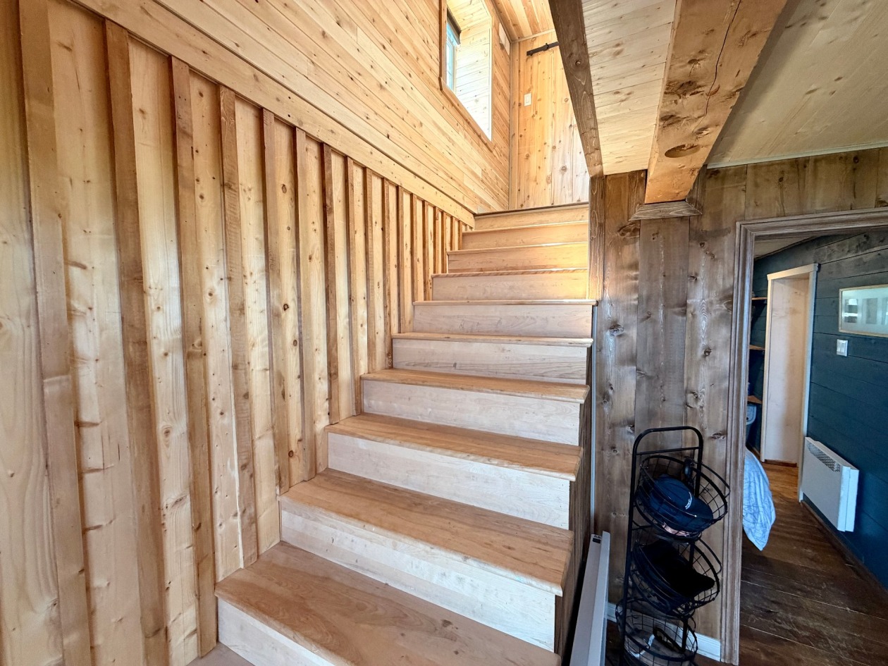 Escalier — 15, Route du Brûlé, Cloridorme, G0E1G0, Cloridorme