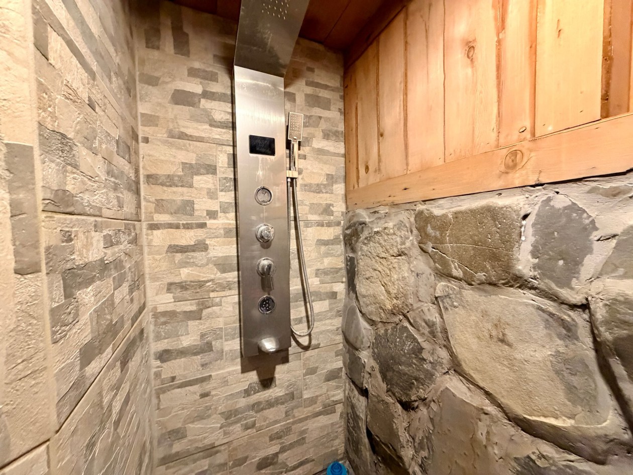 Salle de bains — 15, Route du Brûlé, Cloridorme, G0E1G0, Cloridorme
