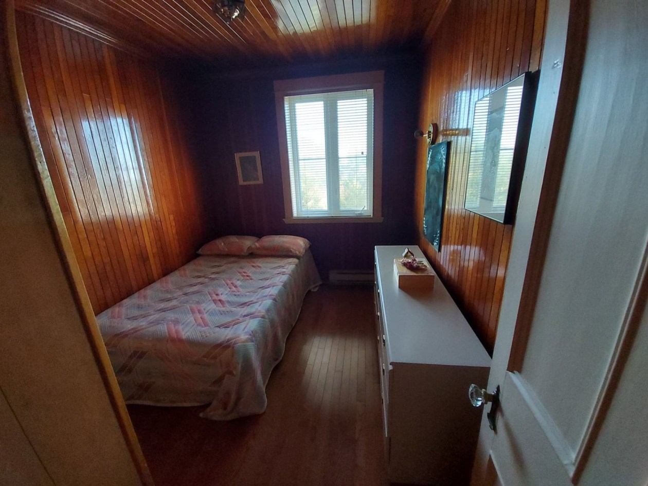Chambre à coucher — 1281 Boul. de Cap-des-Rosiers, Gaspé