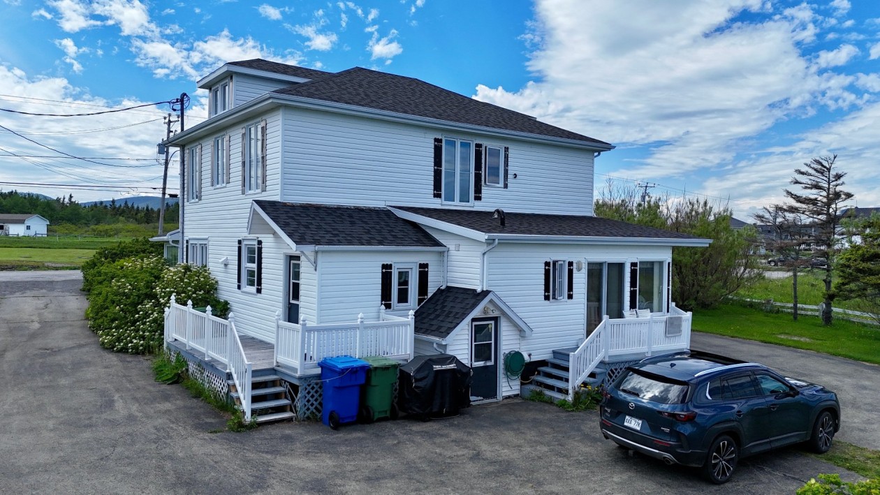 Façade — 1281 Boul. de Cap-des-Rosiers, Gaspé