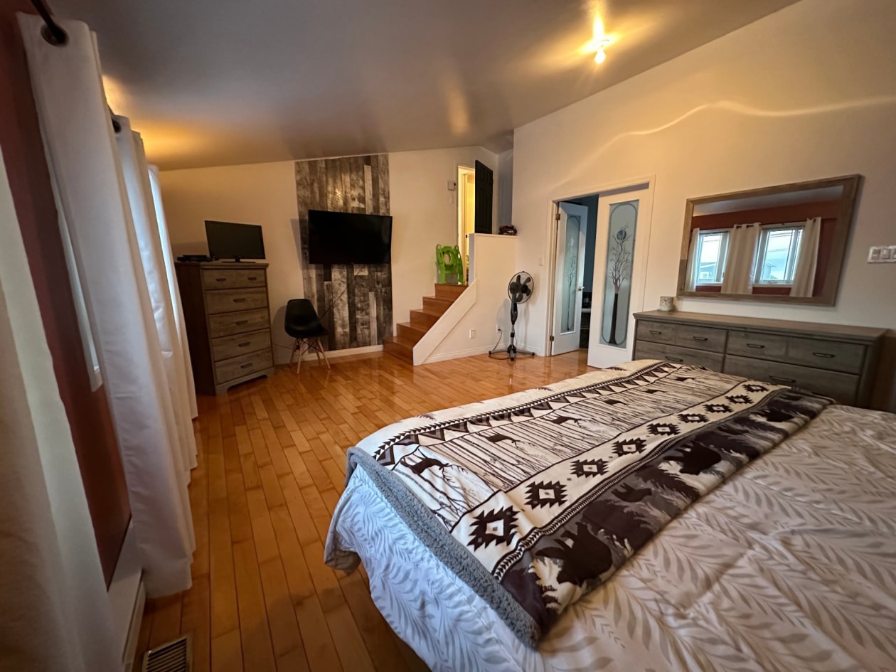 Chambre à coucher principale — 164, Route 132, Cloridorme, G0C1G0, Cloridorme