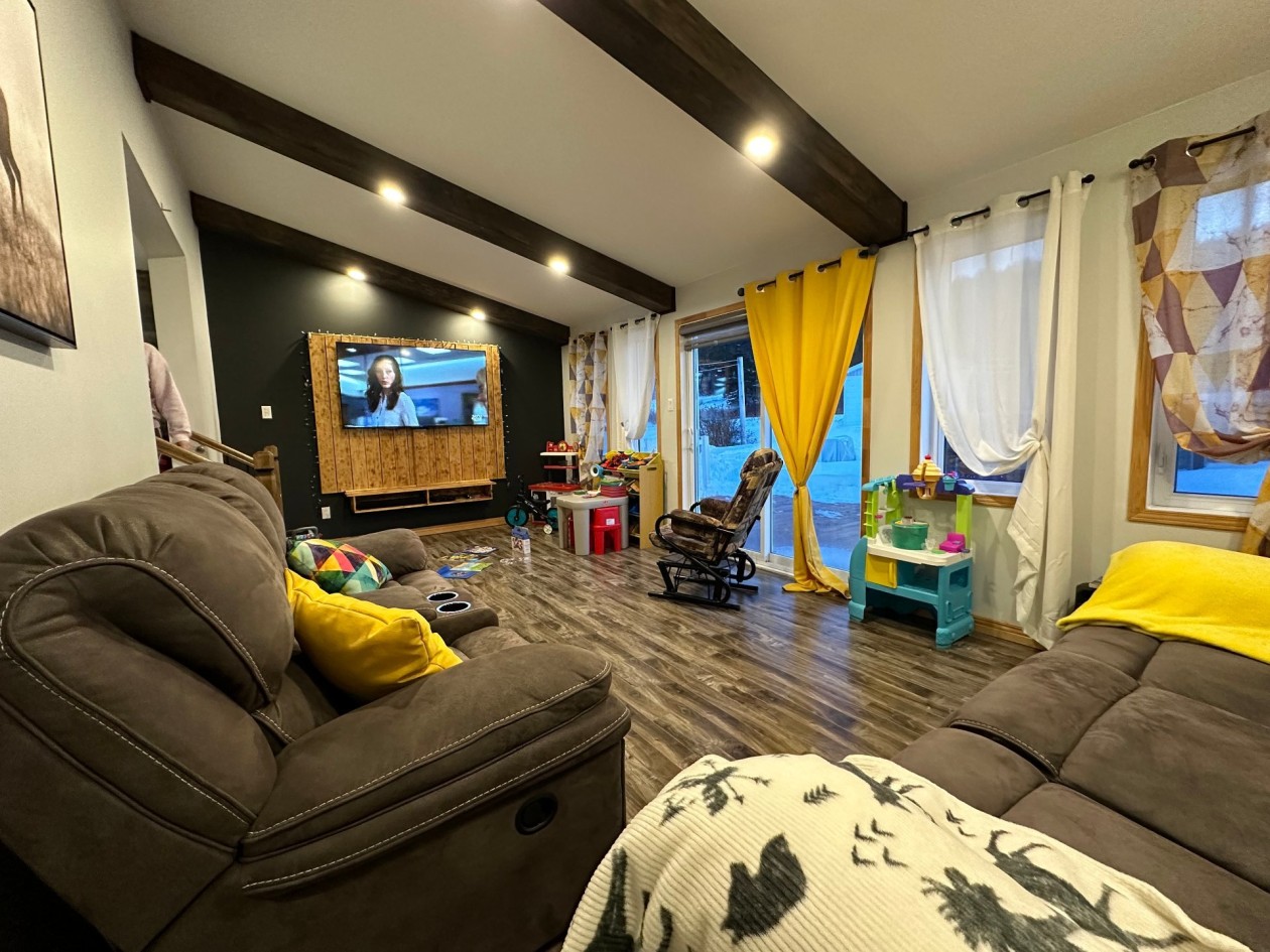 Salon — 164, Route 132, Cloridorme, G0C1G0, Cloridorme