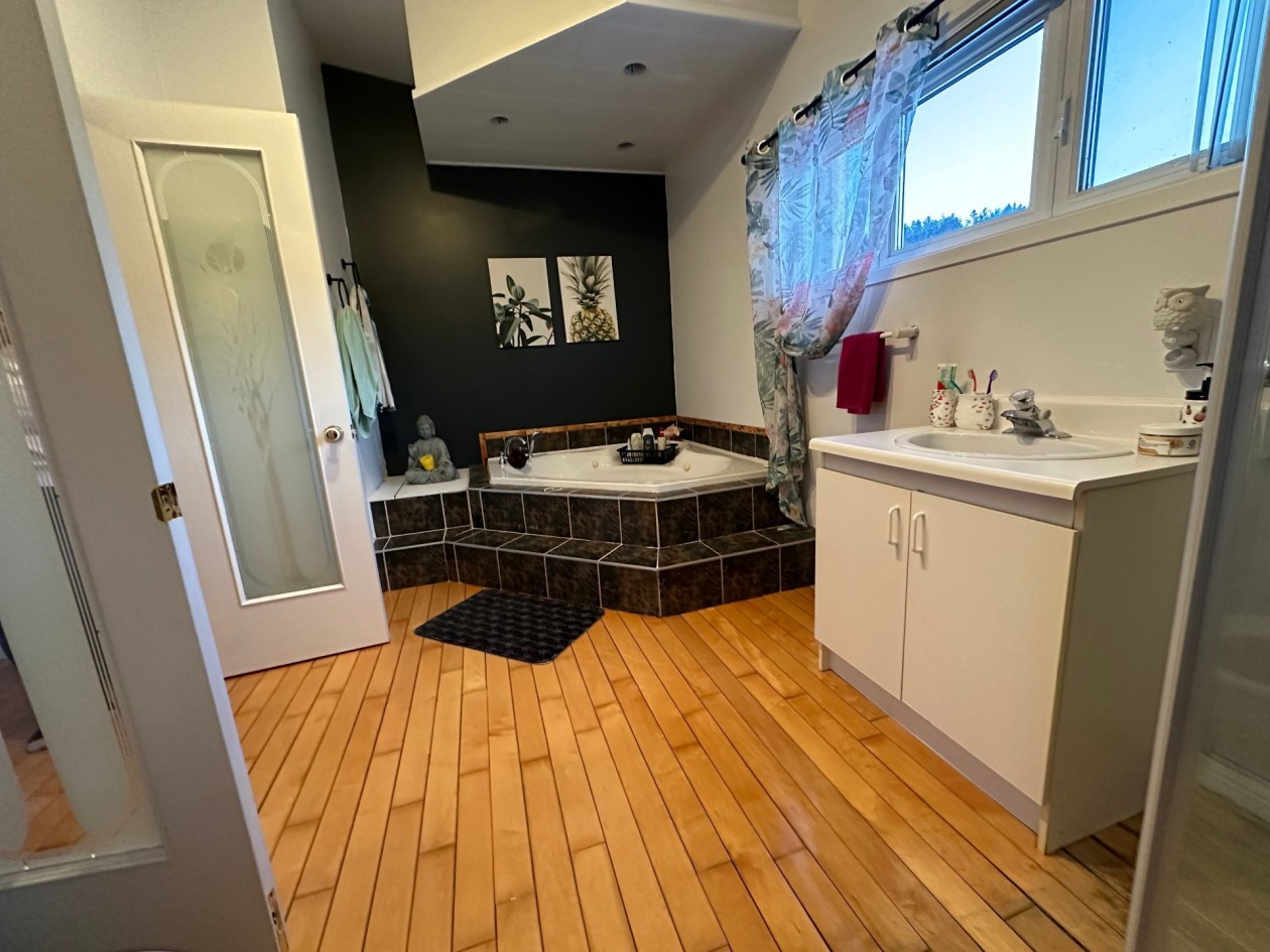 Salle de bains — 164, Route 132, Cloridorme, G0C1G0, Cloridorme