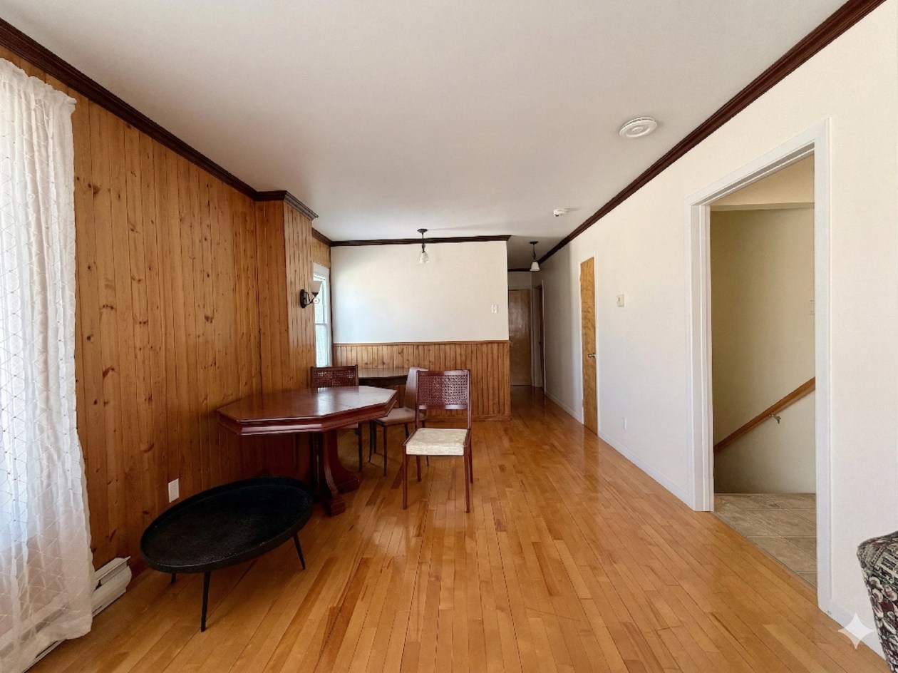 Salle à manger — 12 Rue Forest, Gaspé