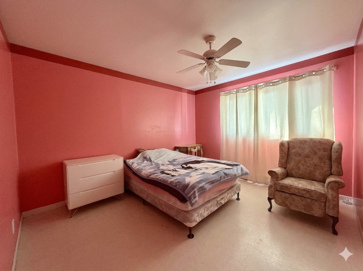 Chambre à coucher — 12 Rue Forest, Gaspé