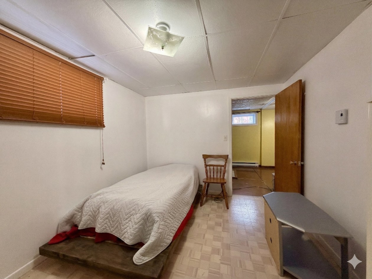 Chambre à coucher — 12 Rue Forest, Gaspé