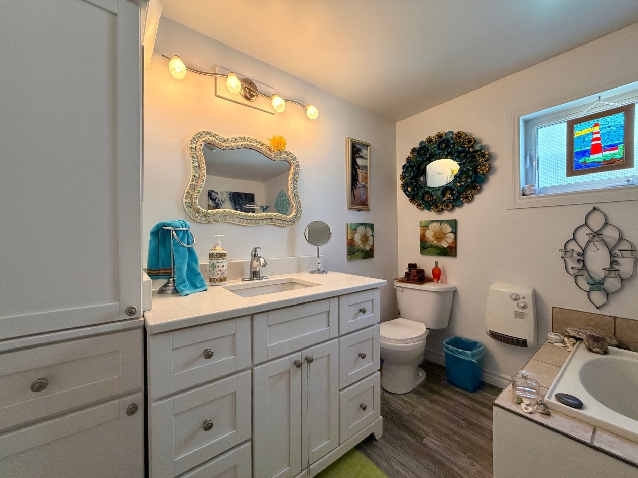 Salle de bains — 18 Rue du Fleuve, Gaspé
