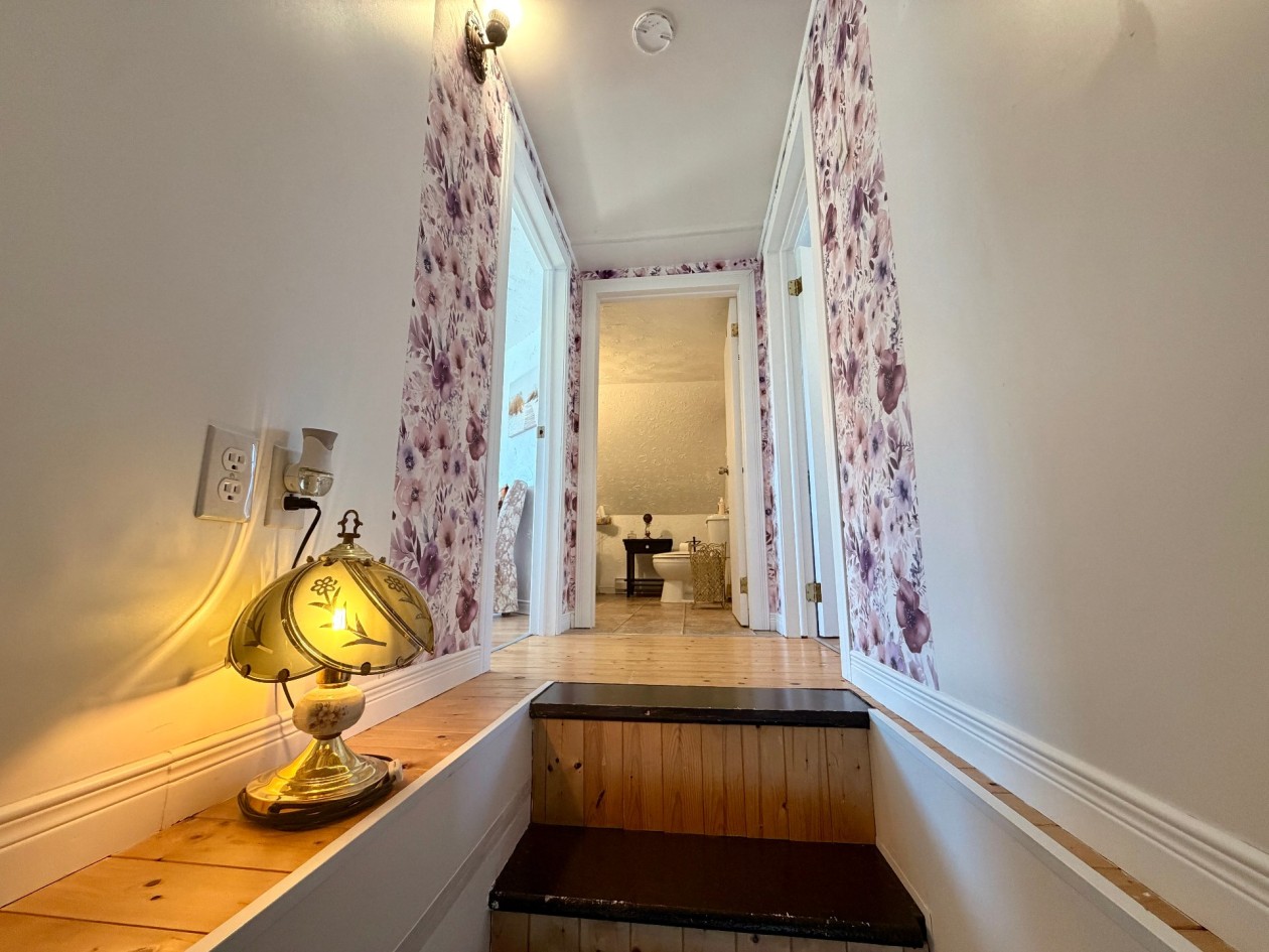 Escalier — 18 Rue du Fleuve, Gaspé