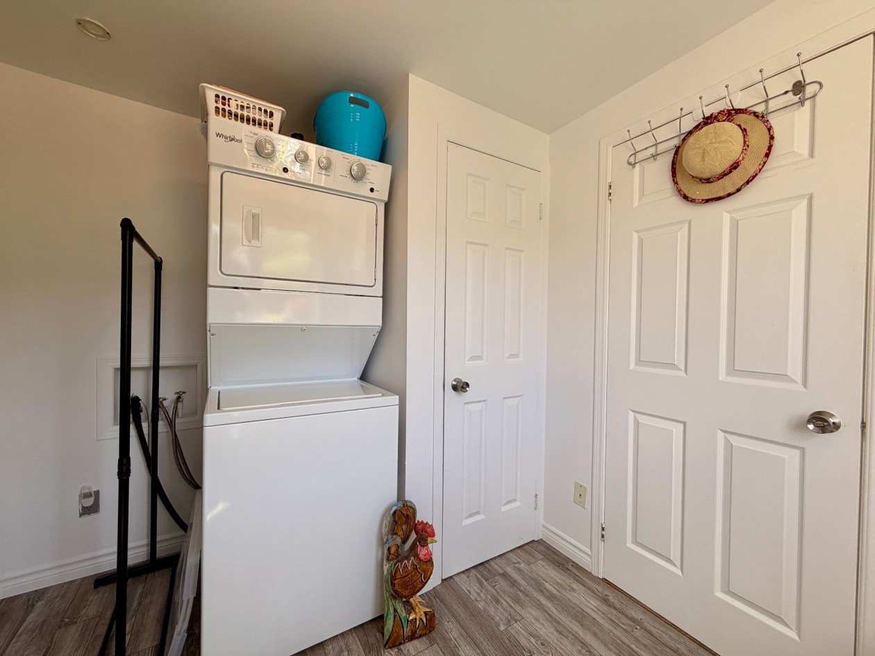 Salle de lavage — 18 Rue du Fleuve, Gaspé