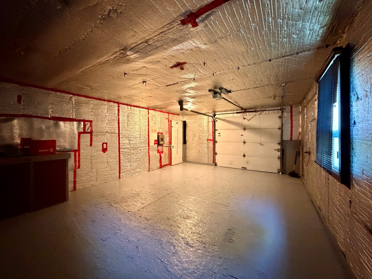 Garage — 18 Rue du Fleuve, Gaspé