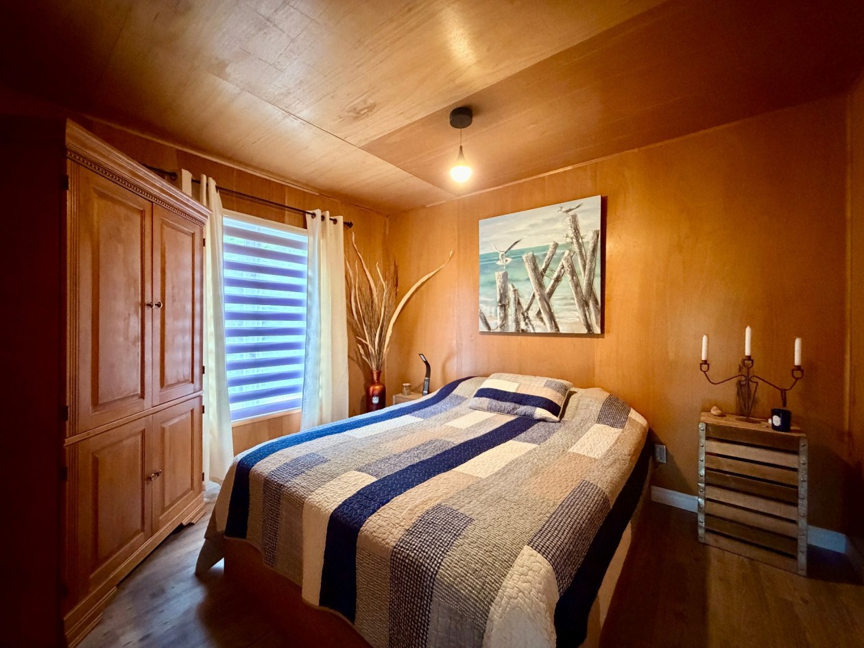 Chambre à coucher principale — 96 Rue St-Jean, Gaspé