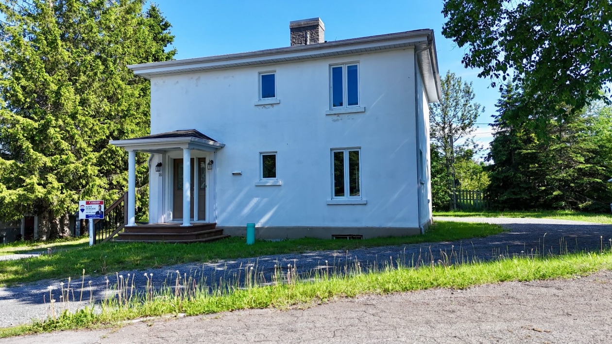 Face arrière — 25, Rue Pouliot, Gaspé, G4X1H5, Gaspé