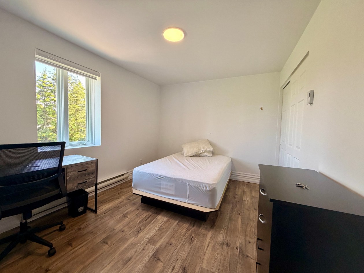 Chambre à coucher — 25, Rue Pouliot, Gaspé, G4X1H5, Gaspé