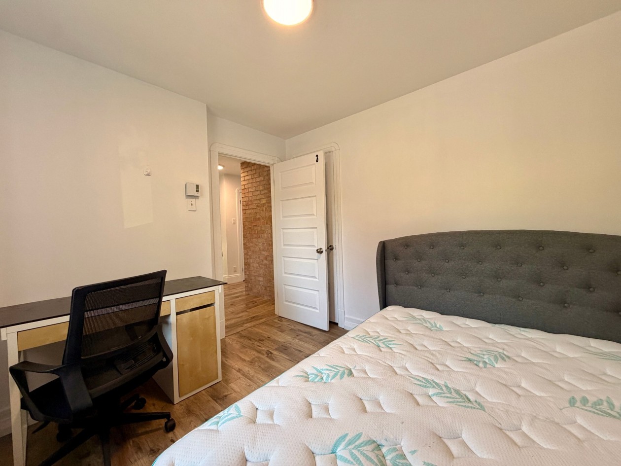 Chambre à coucher — 25, Rue Pouliot, Gaspé, G4X1H5, Gaspé