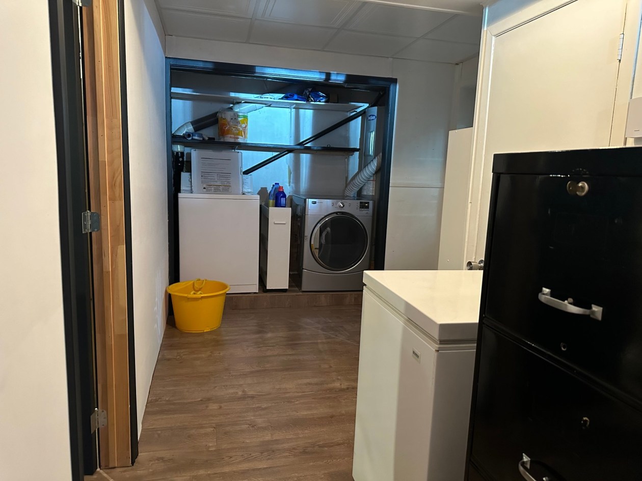 Salle de lavage — 164, Route 132, Cloridorme, G0C1G0, Cloridorme