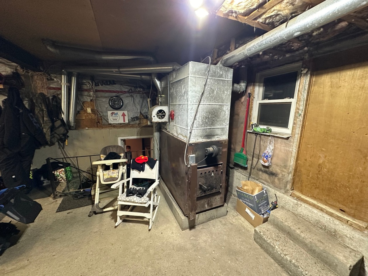 Garage — 164, Route 132, Cloridorme, G0C1G0, Cloridorme