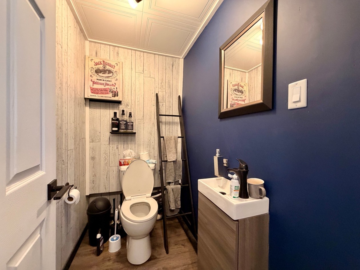 Salle de bains — 114, Boul. Renard O., Gaspé, G4X5A1, Gaspé
