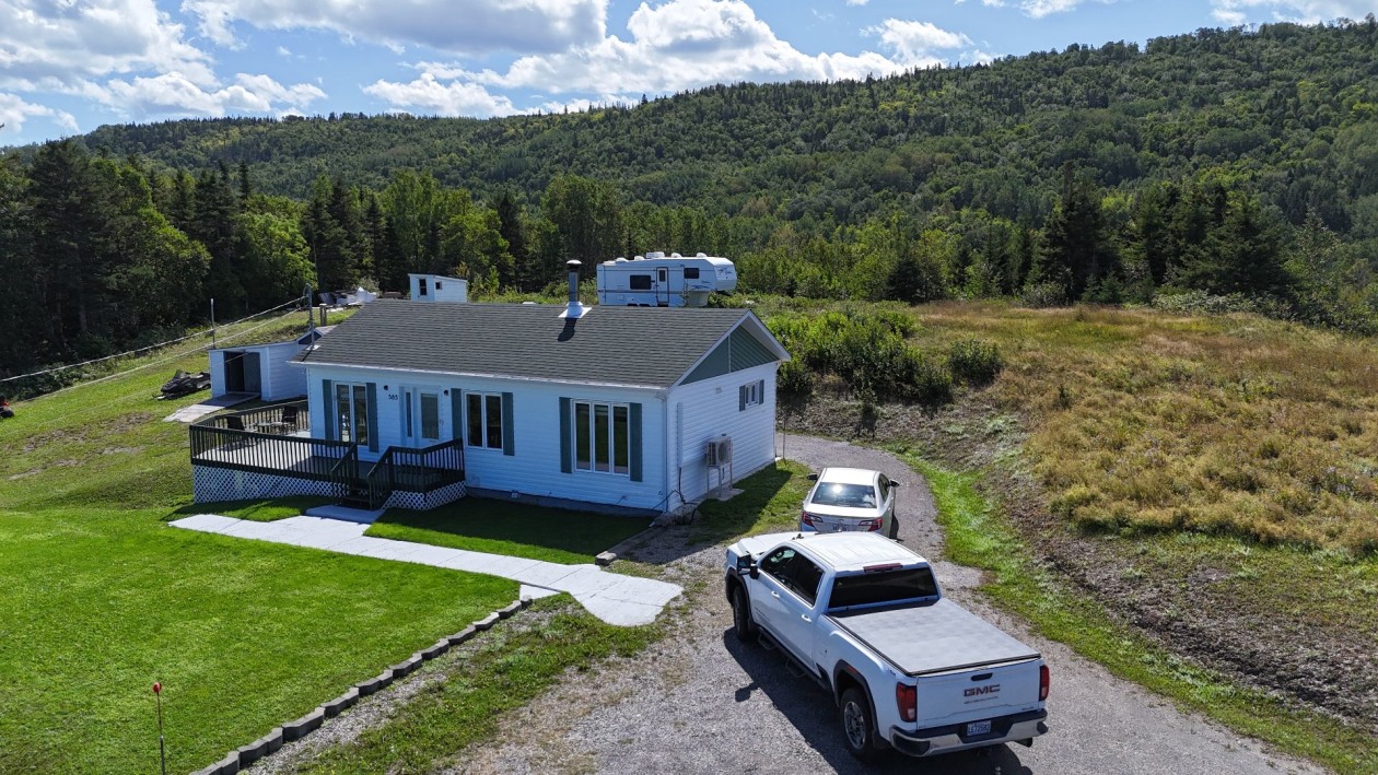 Façade — 585, Boul. de St-Maurice, Gaspé, G4X4L8, Gaspé