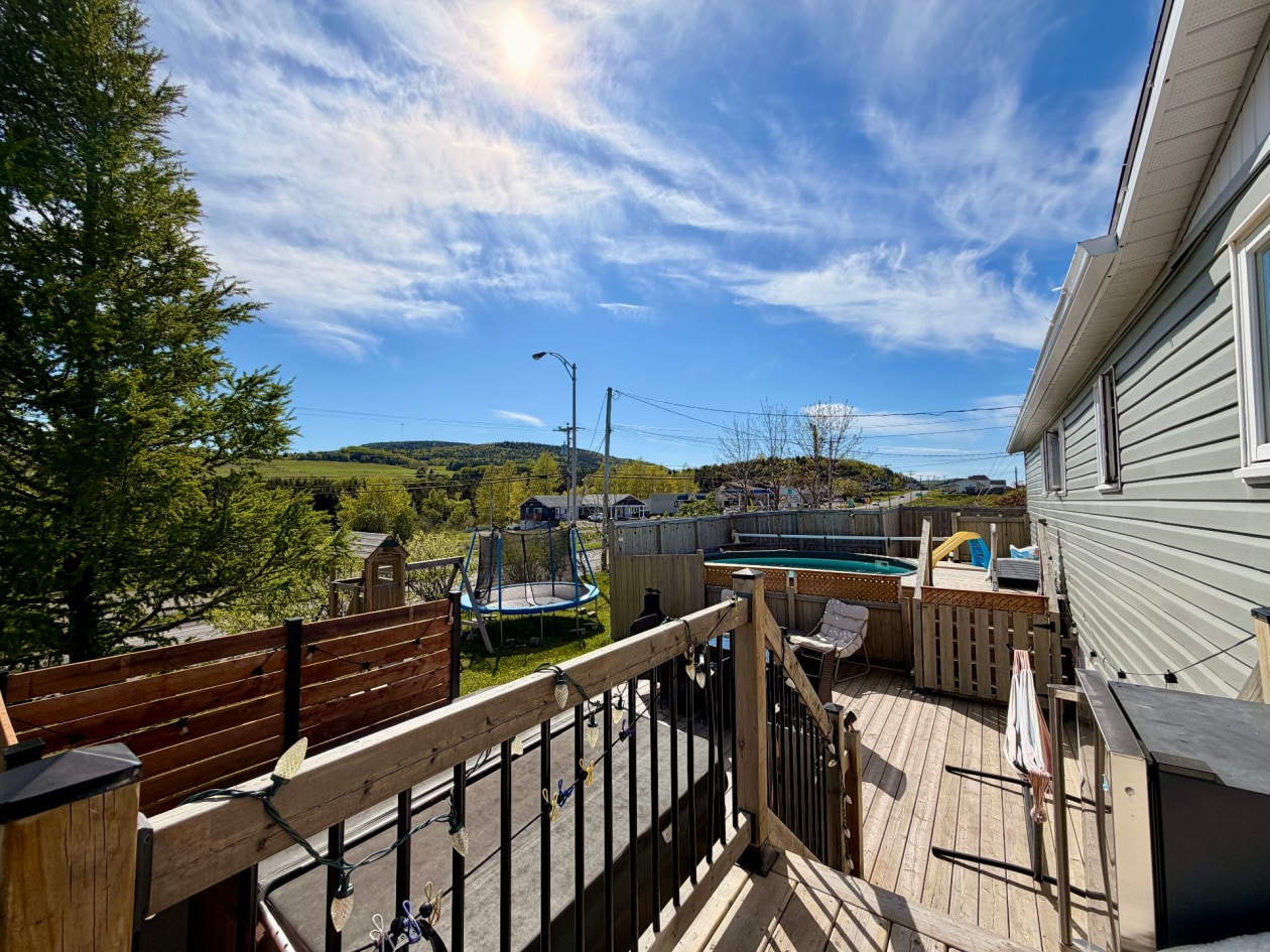 Balcon — 114, Boul. Renard O., Gaspé, G4X5A1, Gaspé