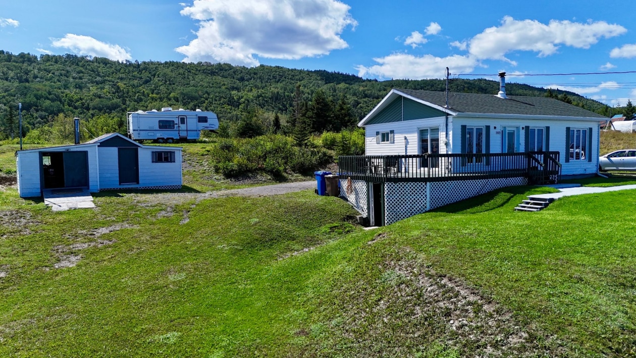 Photo aérienne — 585, Boul. de St-Maurice, Gaspé, G4X4L8, Gaspé