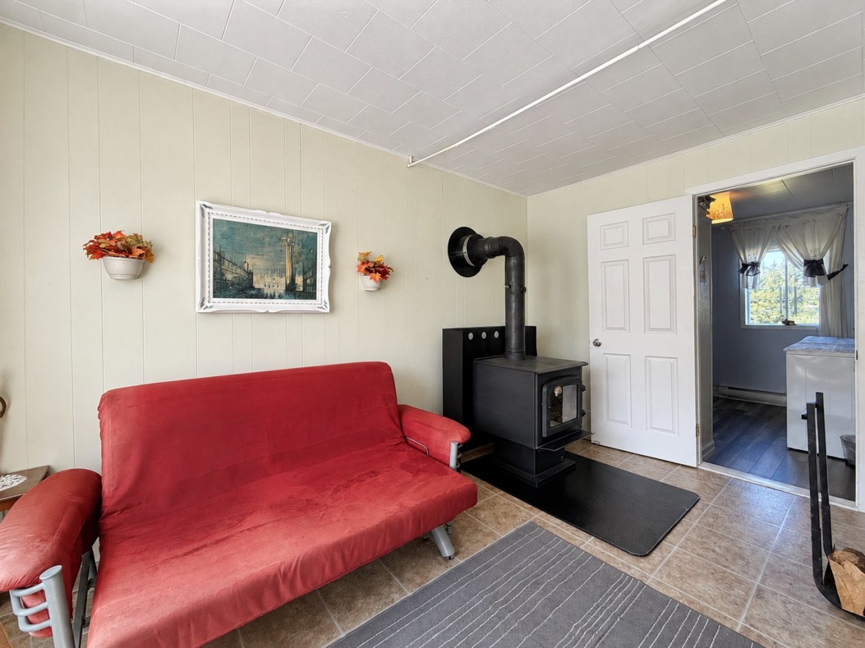 Salon — 117, Rue Principale, Petite-Vallée, G0E1Y0, Petite-Vallée