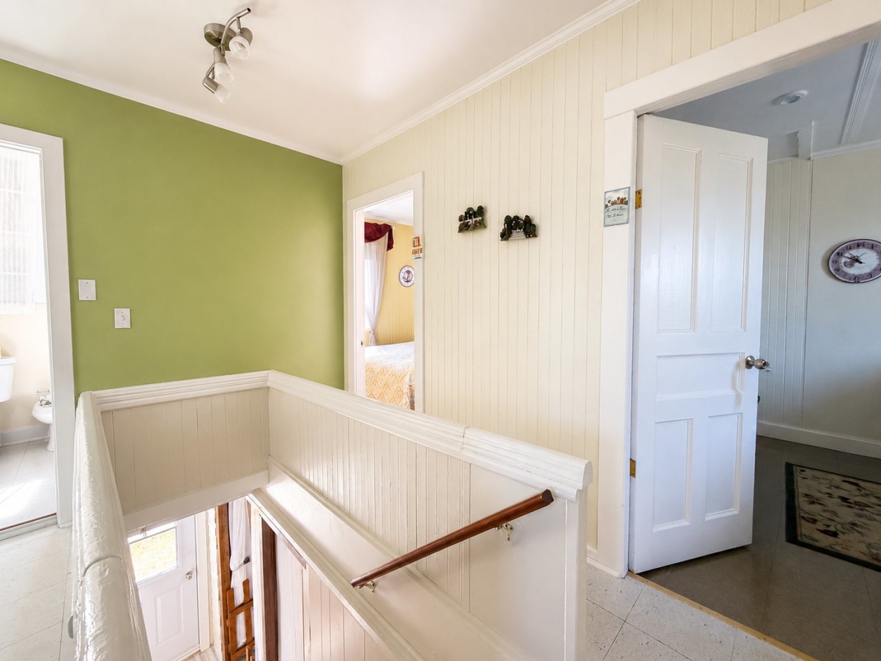 Corridor — 117, Rue Principale, Petite-Vallée, G0E1Y0, Petite-Vallée
