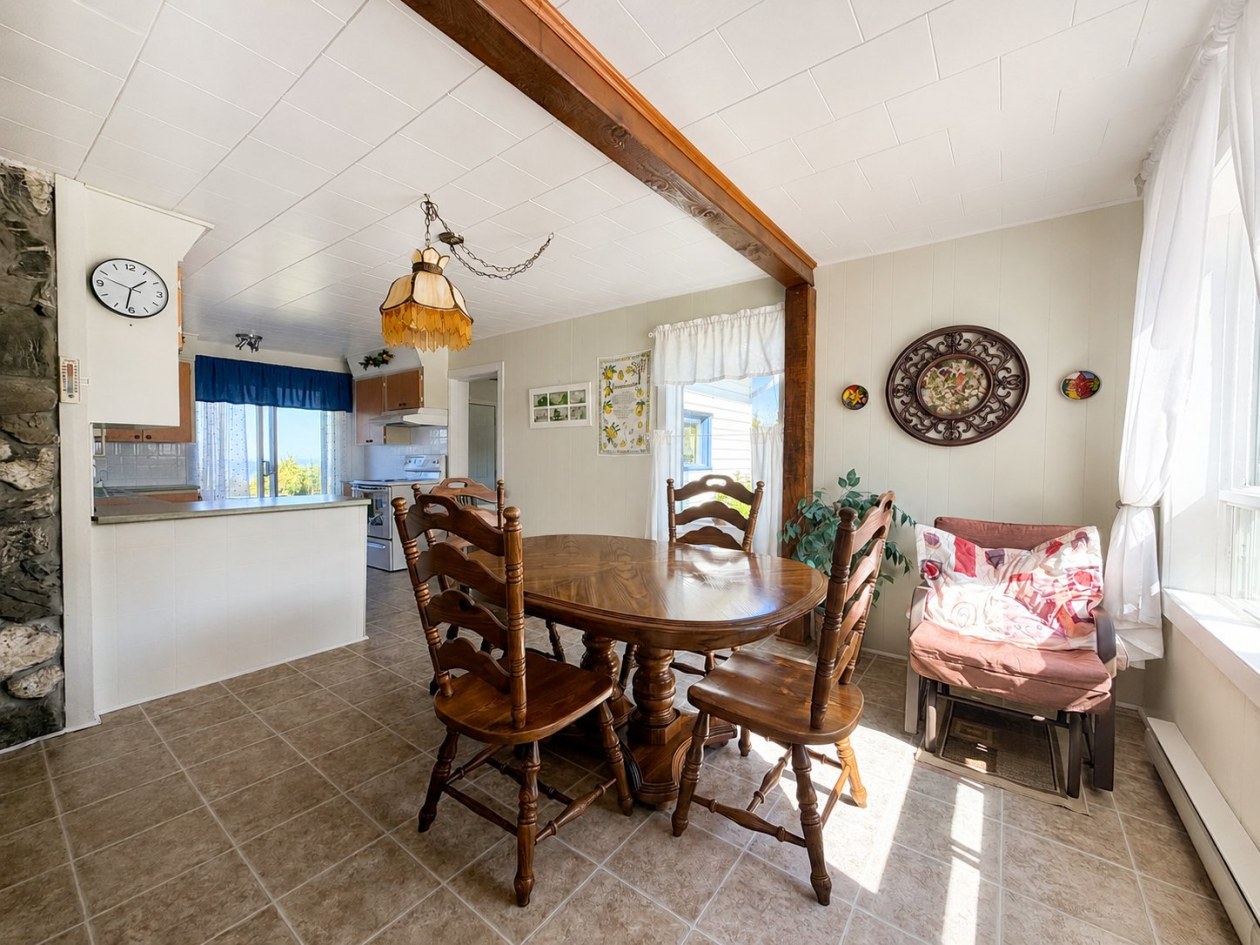 Salle à manger — 117, Rue Principale, Petite-Vallée, G0E1Y0, Petite-Vallée