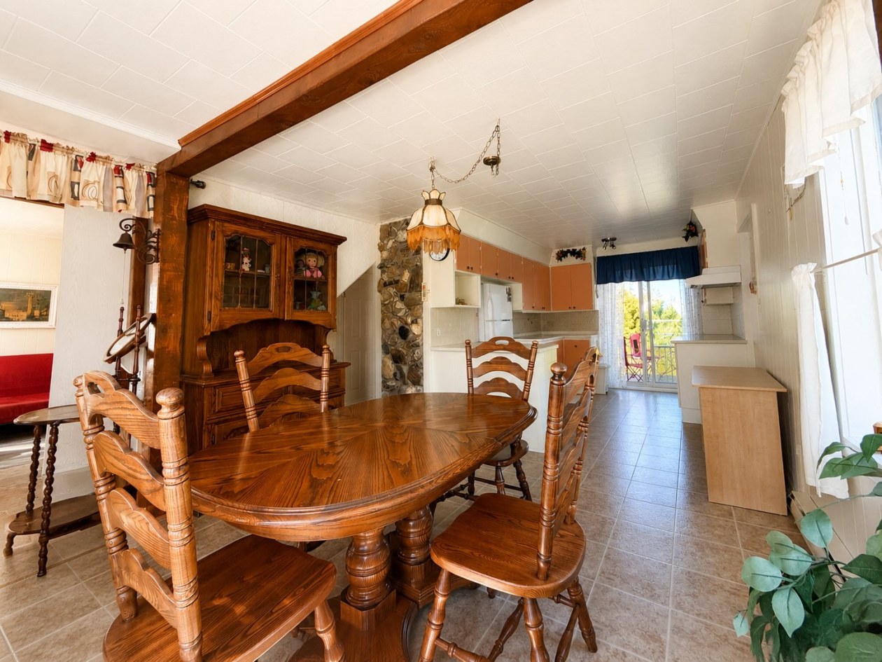 Salle à manger — 117, Rue Principale, Petite-Vallée, G0E1Y0, Petite-Vallée