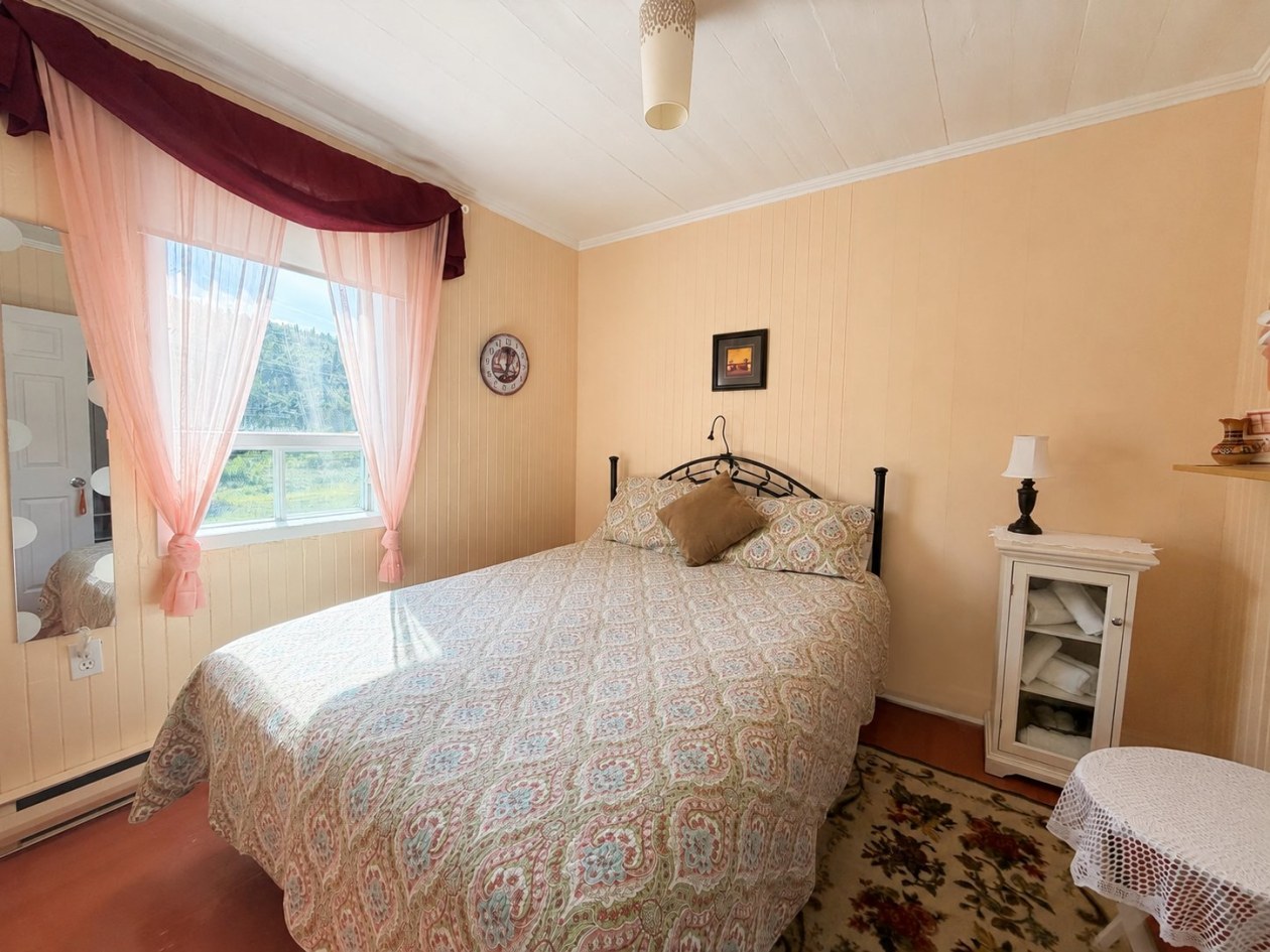 Chambre à coucher — 117, Rue Principale, Petite-Vallée, G0E1Y0, Petite-Vallée