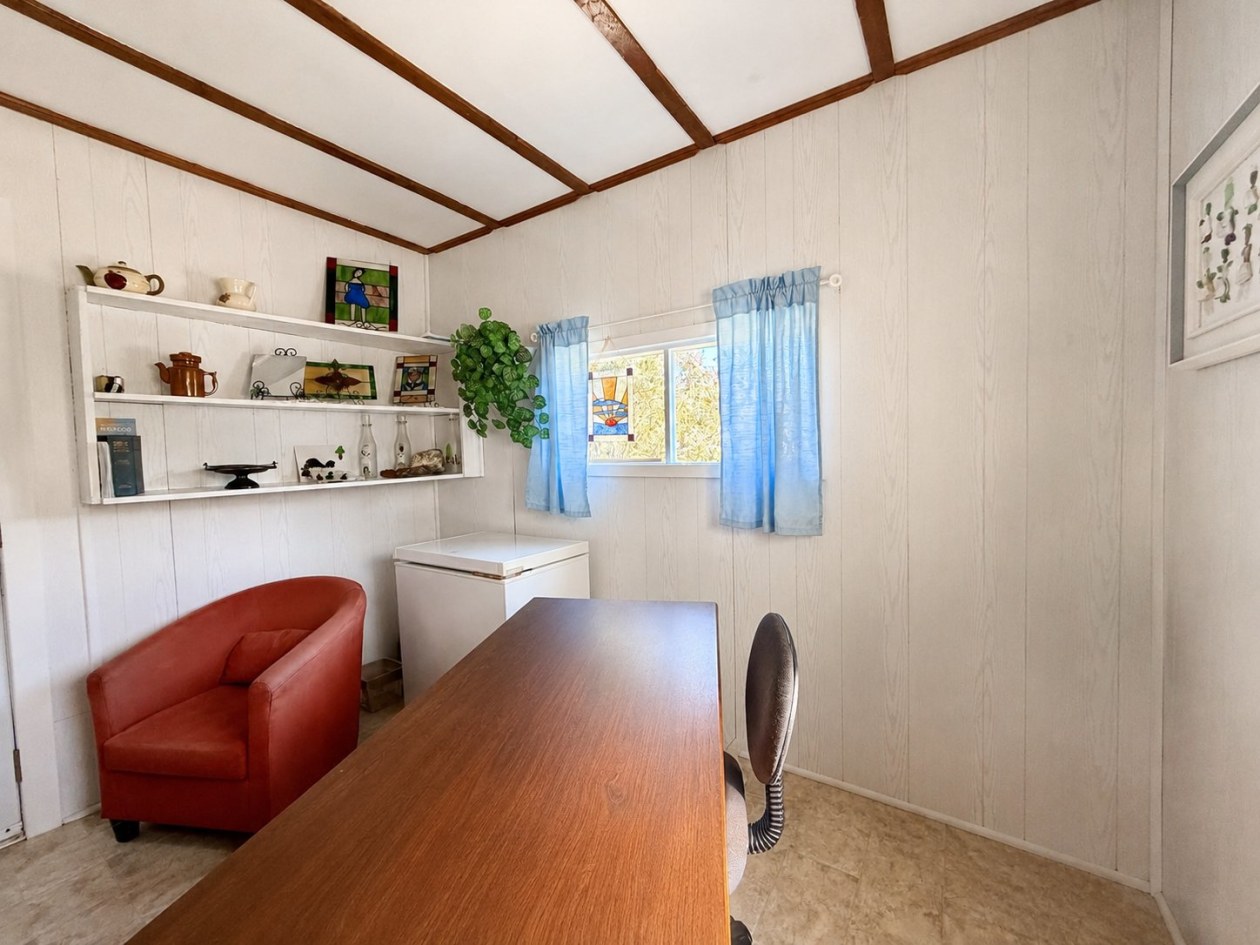 Bureau — 117, Rue Principale, Petite-Vallée, G0E1Y0, Petite-Vallée