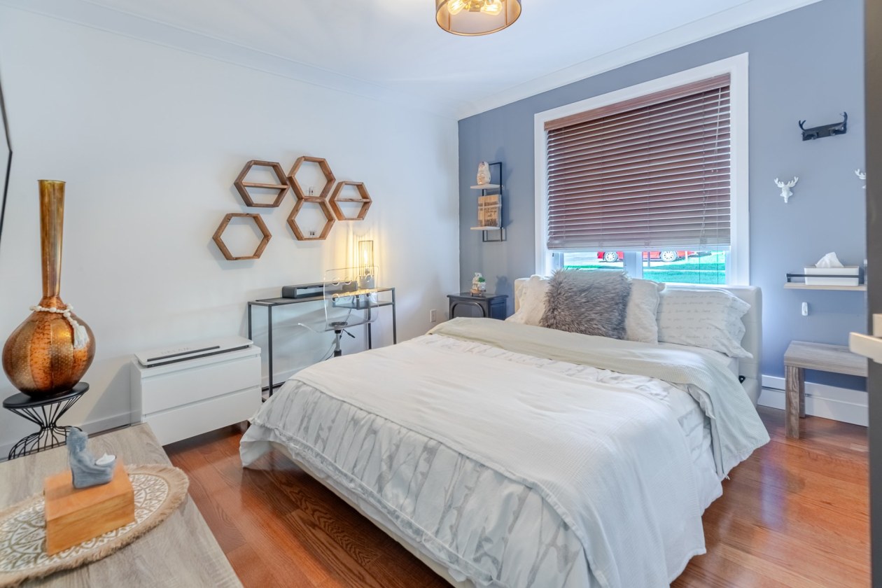 Chambre à coucher — 1923, Boul. Jean-Talon E., Québec (Charlesbourg ), G2L3L6, Québec (Charlesbourg )