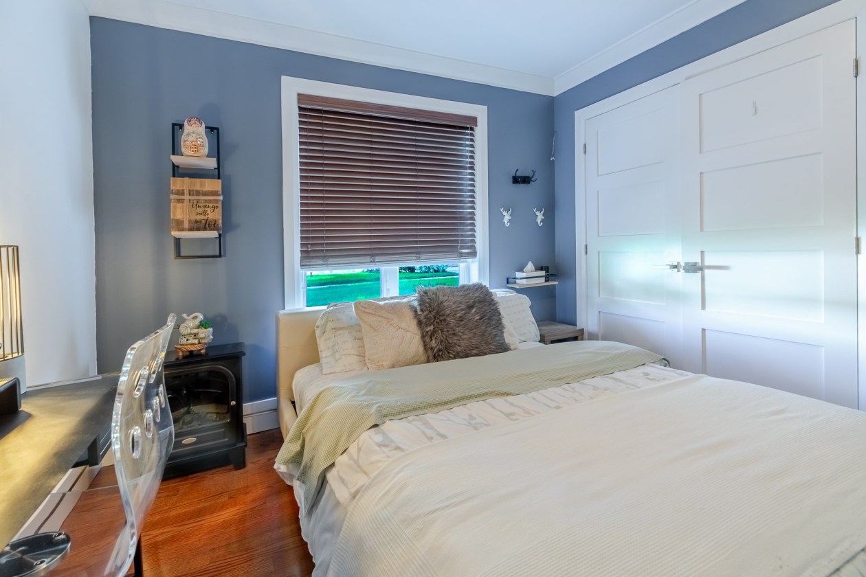 Chambre à coucher — 1923, Boul. Jean-Talon E., Québec (Charlesbourg ), G2L3L6, Québec (Charlesbourg )