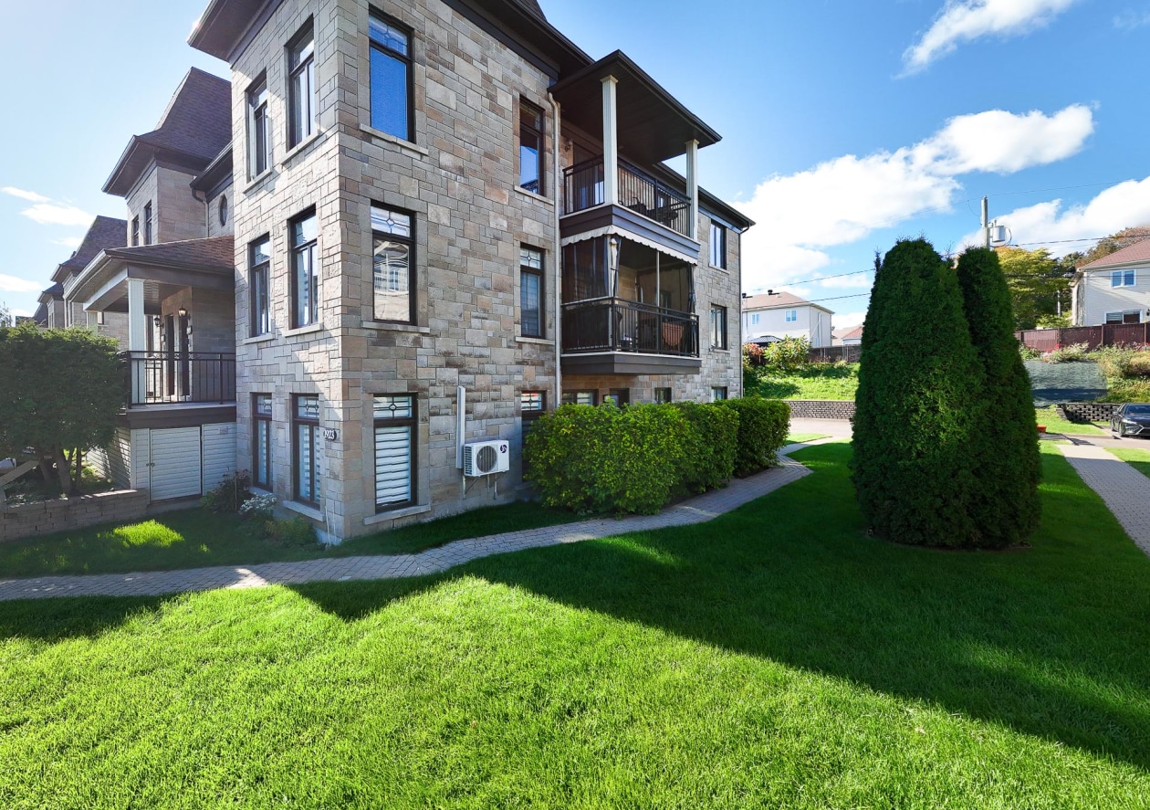 Façade — 1923, Boul. Jean-Talon E., Québec (Charlesbourg ), G2L3L6, Québec (Charlesbourg )