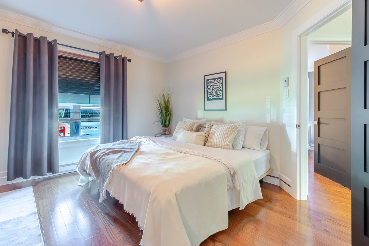 Chambre à coucher — 1923, Boul. Jean-Talon E., Québec (Charlesbourg ), G2L3L6, Québec (Charlesbourg )
