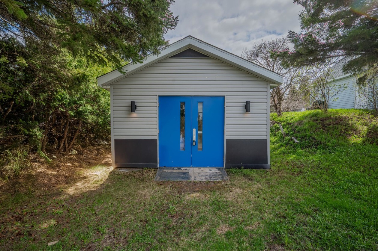 Remise — 97 - 99B Rue Principale, Saint-Moïse