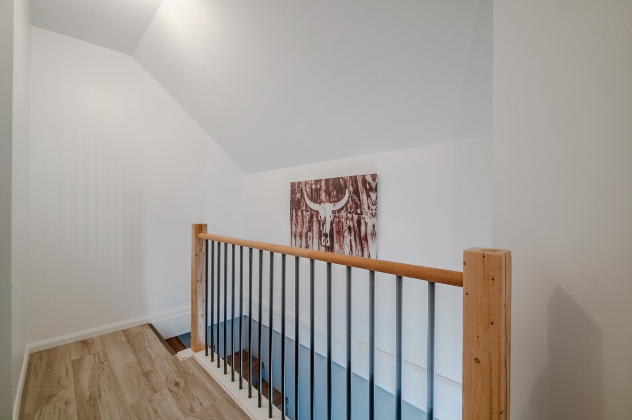 Corridor — 97 - 99B Rue Principale, Saint-Moïse