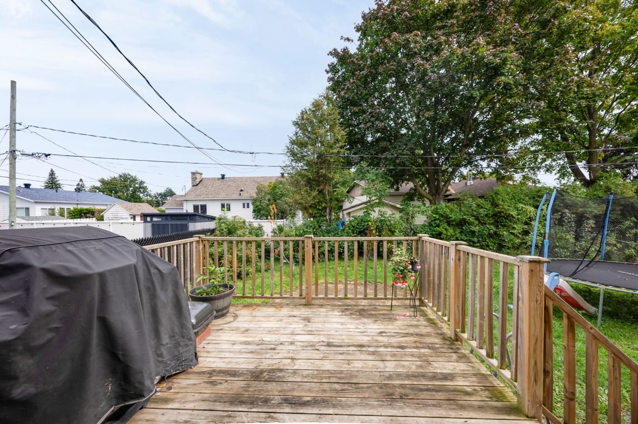 Cour — 94, Rue Baxter, Châteauguay, J6J4C3, Châteauguay