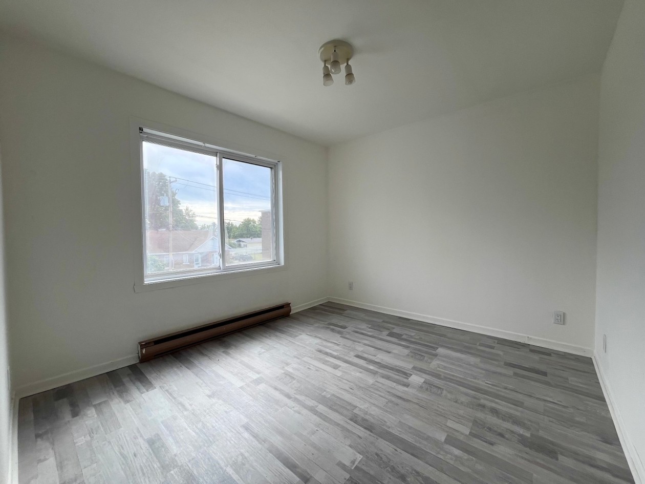 Chambre à coucher — 1002 - 1004 Rue Père-Marquette, Trois-Rivières