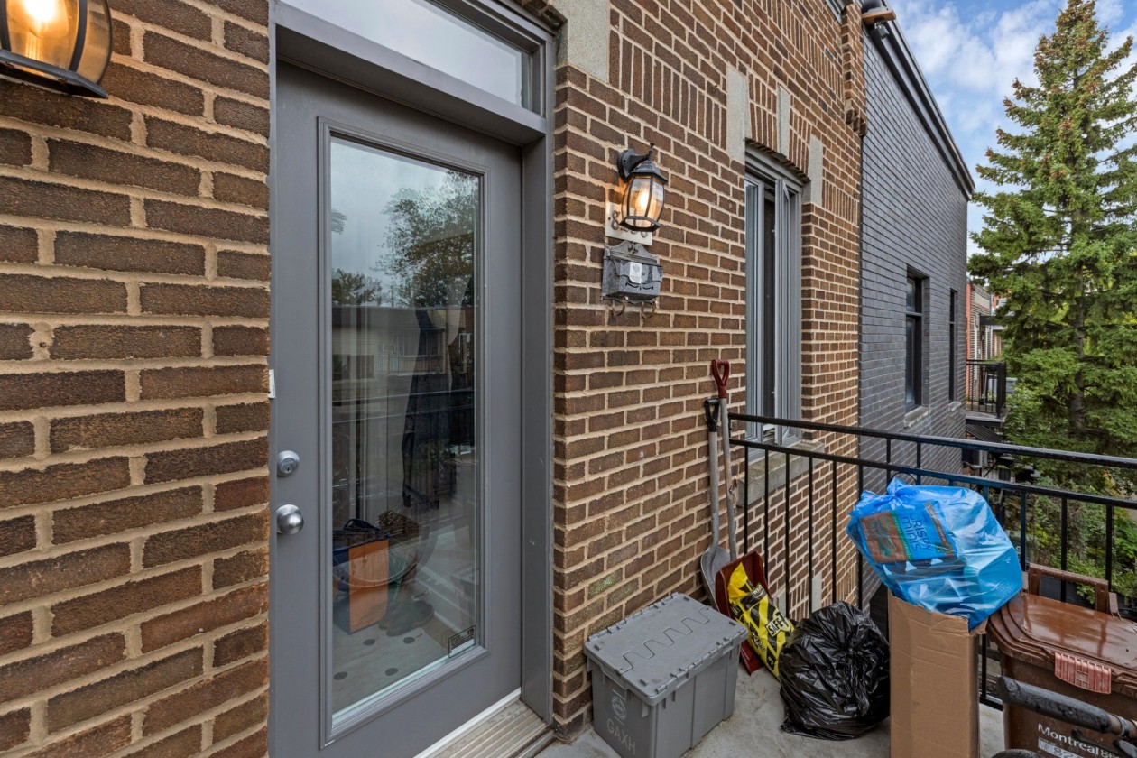 Extérieur — 8256 - 8258 Rue St-Dominique, Montréal