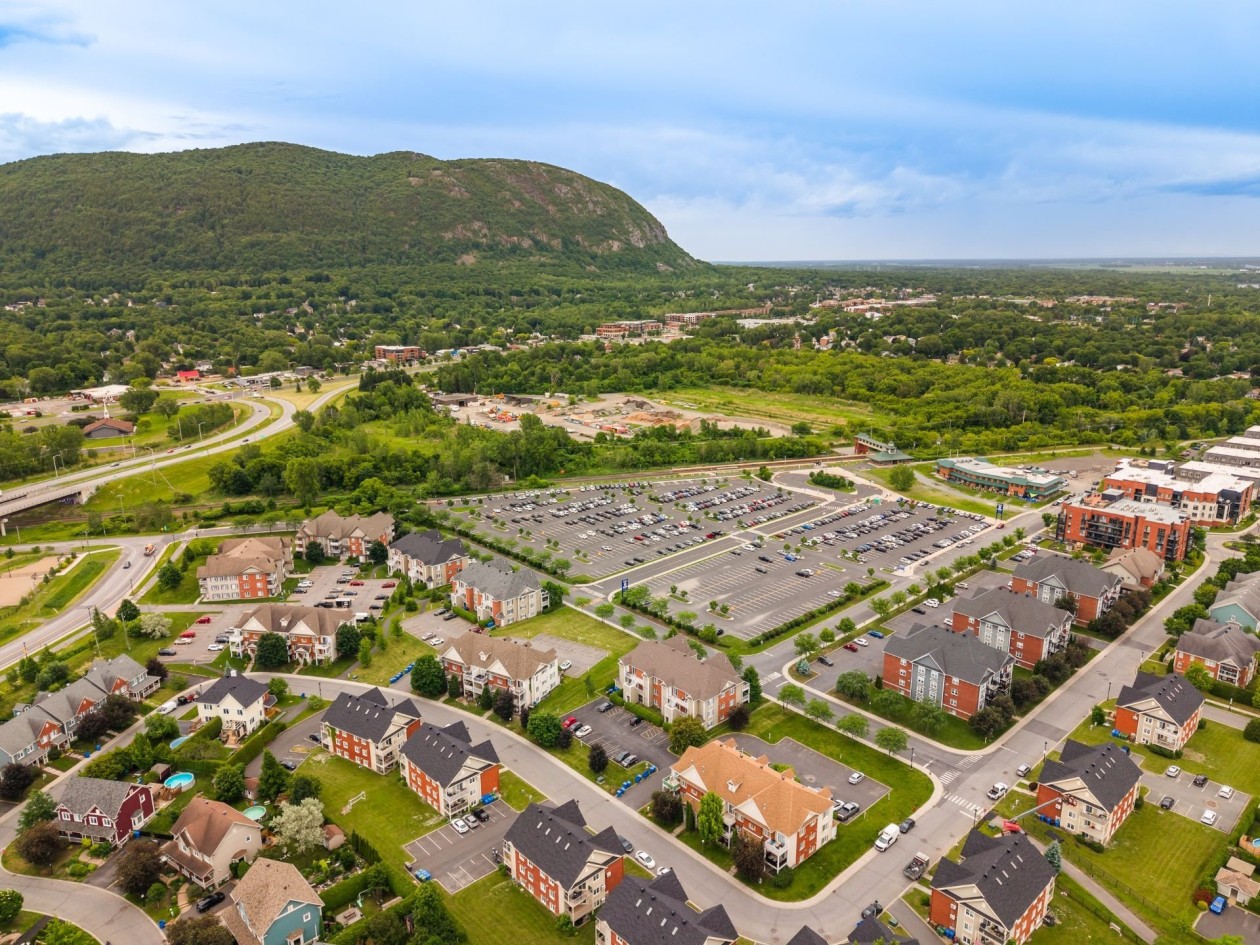 Photo aérienne — 780, Cours de la Raffinerie, Mont-Saint-Hilaire, J3H0C7, Mont-Saint-Hilaire