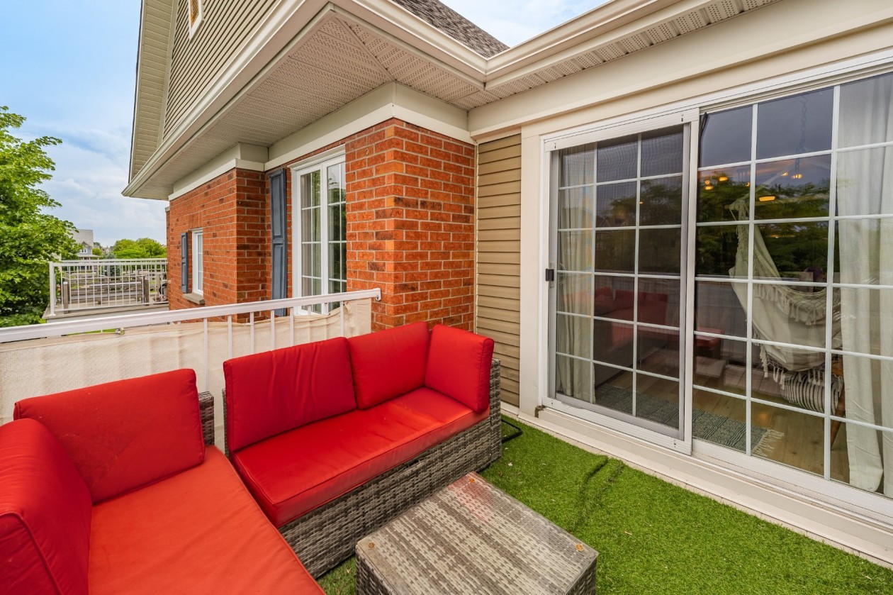 Balcon — 780, Cours de la Raffinerie, Mont-Saint-Hilaire, J3H0C7, Mont-Saint-Hilaire